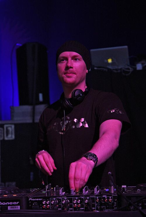 Eric Prydz Vs Pink Floyd