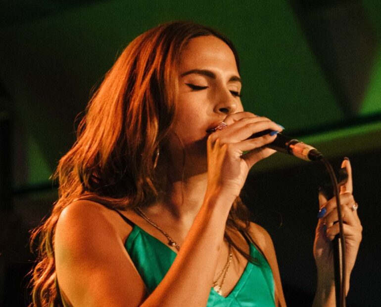Snoh Aalegra