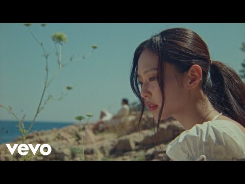 JENNIE Less Than a Lover reviewed by V2BEAT