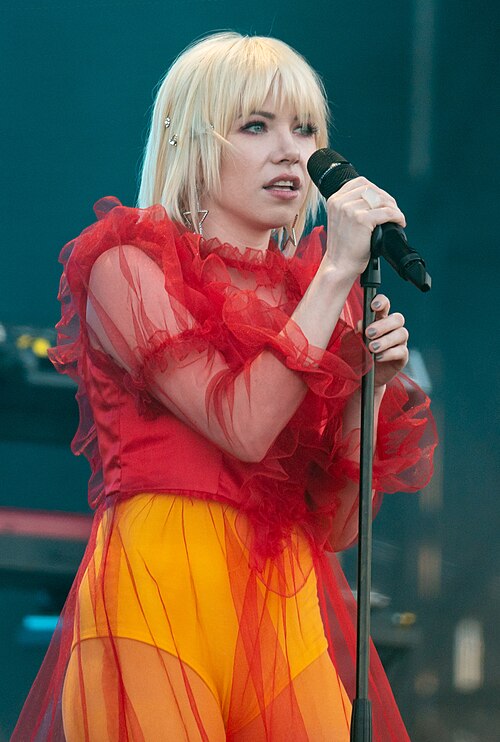Carly Rae Jepsen Motivation V2BEAT Jet Hits